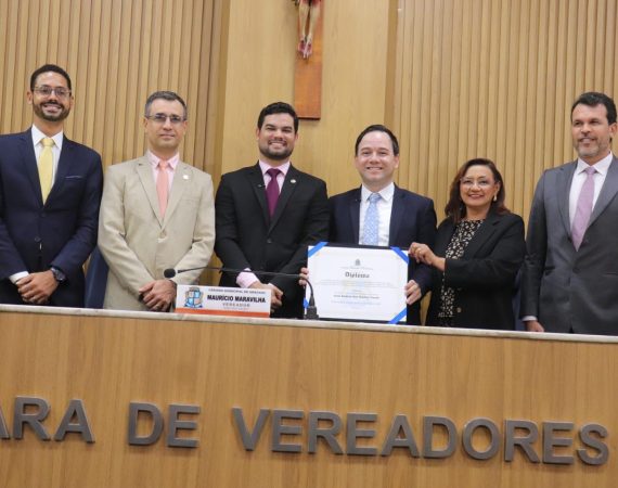 Advogado Acácio Souto recebe título de cidadania aracajuana