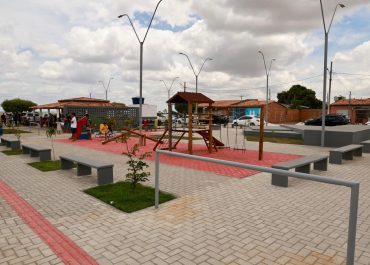 9a93c742-5aea-403c-bb00-bd008dd080fc