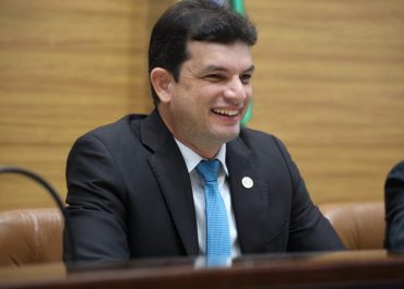 9c607623-6ee7-49bf-ade7-b2a6b617b193