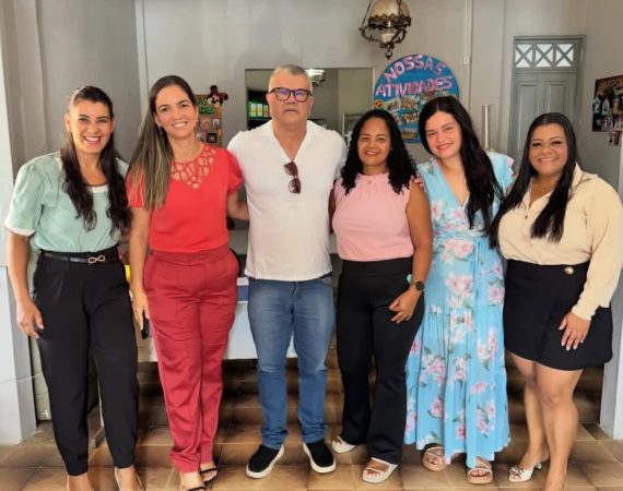 Arauá inicia entrega do Cartão CMais Mulher e garante auxílio financeiro a vítimas de violência doméstica