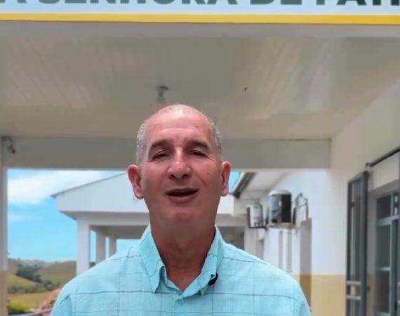 Prefeito Edi Leite acompanha melhorias no Hospital de Carmópolis, que recebe macas elétricas e ajustes nos serviços