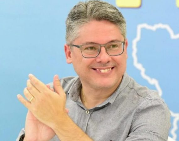 Instituto França: Alessandro Vieira lidera todos os cenários para o Senado em Sergipe