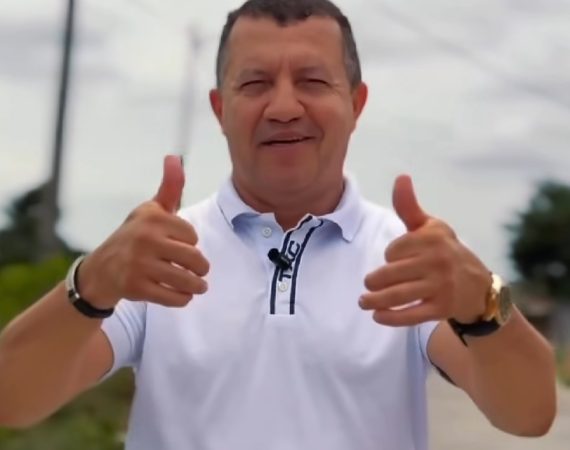 Prefeito Jackson do Mangue Grande visita pavimentação nas Pistas 7 e 8 e destaca parceria com o Governo de Sergipe