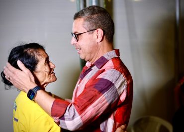 1f6b8259-fc49-49f5-83f4-f64c9554ecc1