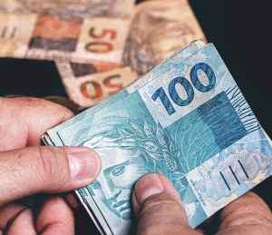 Prefeitura de Nossa Senhora das Dores antecipa salário de servidores públicos