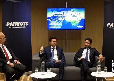 b7b8ce00-4aba-46e0-8252-67e140741e30