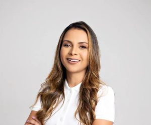 PESQUISA APONTA JULIANA COM QUASE 80% DE APROVAÇÃO EM UMBAÚBA