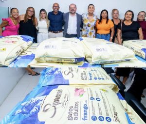 Governo do Estado realiza primeira entrega de rações para ONGs de proteção animal