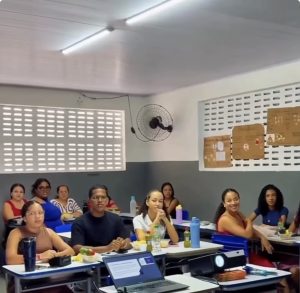 Prefeitura de Ilha das Flores realiza formação continuada para professores e destaca investimento na qualificação da educação municipal