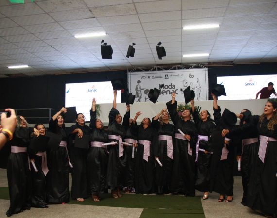 ITABAIANINHA FAZ HISTÓRIA COM PRIMEIRA TURMA DE TÉCNICO EM ESTILISMO E COORDENAÇÃO DE MODA DE SERGIPE