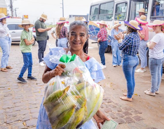 Prefeitura de Lagarto realiza primeira edição do PAA Junino e distribui 1.000 cestas com alimentos típicos para famílias do município