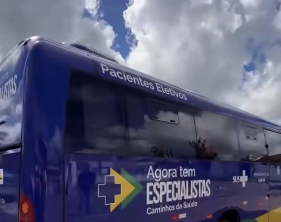 Saúde de Aquidabã ganha reforço com van e micro-ônibus destinados pelo Novo PAC para transporte de pacientes
