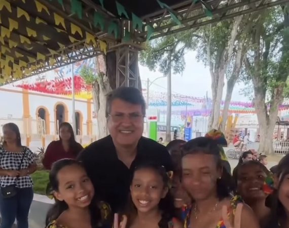 André Graça participa da FECUTARTE e reconhece papel da educação na valorização da cultura estanciana