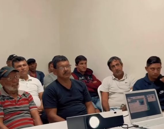 Curso de plantas ornamentais capacita moradores e produtores rurais em Moita Bonita com técnicas de cultivo e manejo
