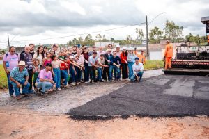 “A pavimentação asfáltica do Kaptiva é a prova do nosso compromisso com Lagarto”, afirmou o prefeito Sérgio Reis