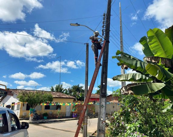 Ruas mais iluminadas: Casa Caiada passa a contar com LED após investimento que alcançou todo o município de Arauá