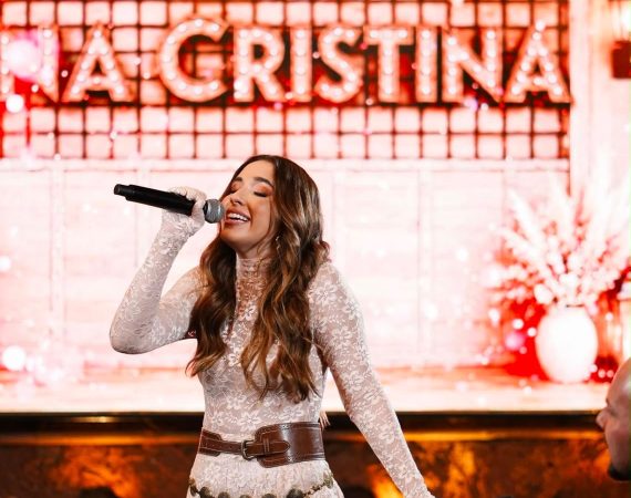 Ana Cristina desponta como nova promessa do sertanejo após gravação de DVD em Uberlândia