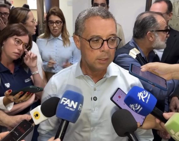 Fábio Mitidieri avança na implantação do VLT com assinatura de acordo entre Estado e União