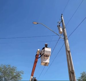 Prefeitura de Canindé de São Francisco moderniza iluminação pública do Assentamento Ana Patrício com luminárias em LED