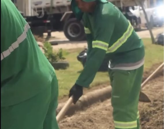 André Graça acompanha mutirão de limpeza no Bella Vista e reforça ações de zeladoria em Estância