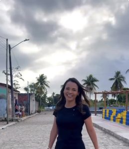 Prefeita Juliana Cardoso anuncia revitalização completa da pavimentação do Conjunto Albano Franco, em Umbaúba