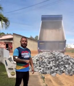 Ordem de Serviço assinada durante o Prefeitura na Comunidade garante novo calçamento para o Povoado Mangabeira, em São Domingos