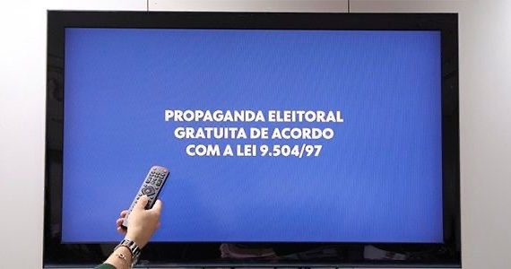 Propaganda eleitoral gratuita começa nesta sexta-feira (28) no rádio e na televisão