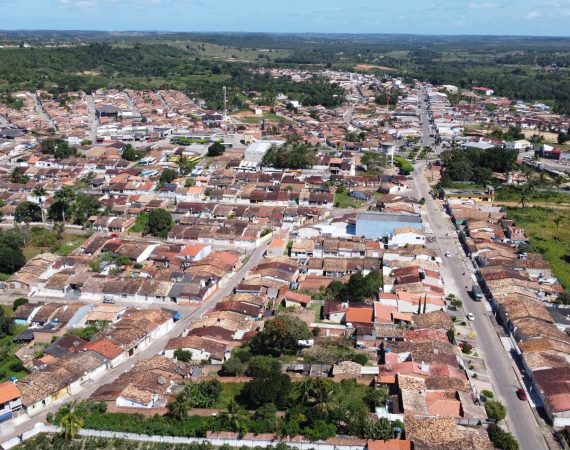 Salgado celebra avanço na Educação com evolução nos índices do IDEB