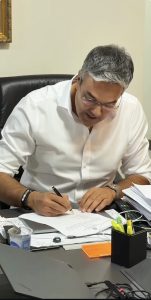 Lagarto: Sérgio Reis autoriza pavimentação de oito ruas e licitação para novo Mercado Municipal da Colônia 13