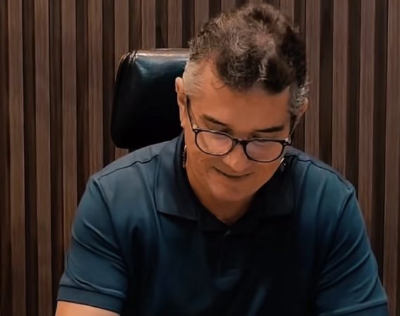 Prefeito Dr. Vagner assina ordem de serviço para nova praça no povoado Serrinha, em Moita Bonita
