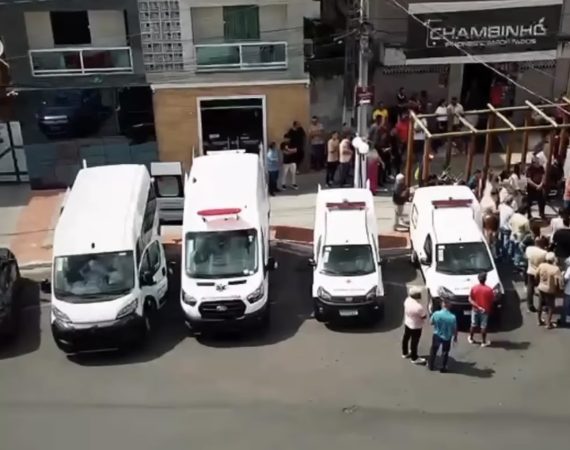 Neópolis entrega quatro novos veículos e amplia estrutura para atendimento na saúde