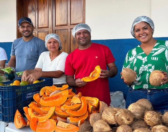 Prefeitura de Salgado distribui alimentos saudáveis por meio do Programa de Aquisição de Alimentos