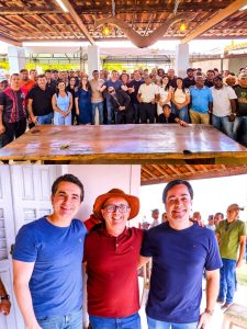 Diálogo e força: prefeito Galego da Samba reúne lideranças para encontro com o deputado e pré-candidato à reeleição Gustinho Ribeiro