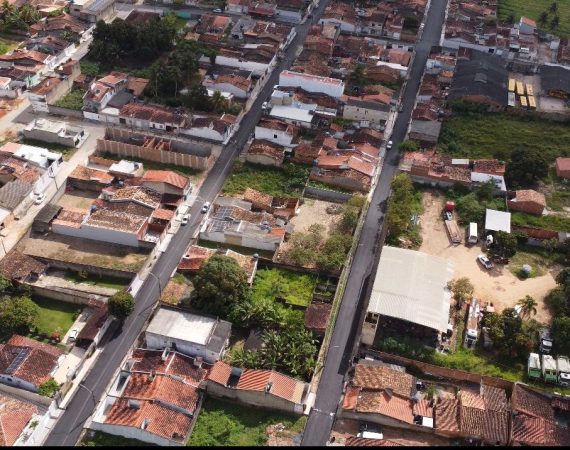 Governo do Estado segue realizando a maior pavimentação asfáltica de Lagarto