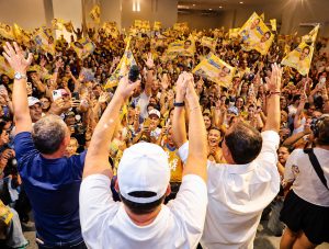 Encontro com amigos de Cláudio Mitidieri reúne grande público em Aracaju