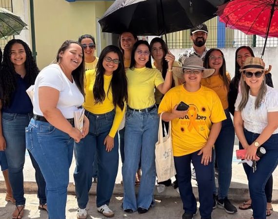 Setembro Amarelo: CRAS de Tomar do Geru leva orientação sobre saúde mental às famílias em ação de casa em casa