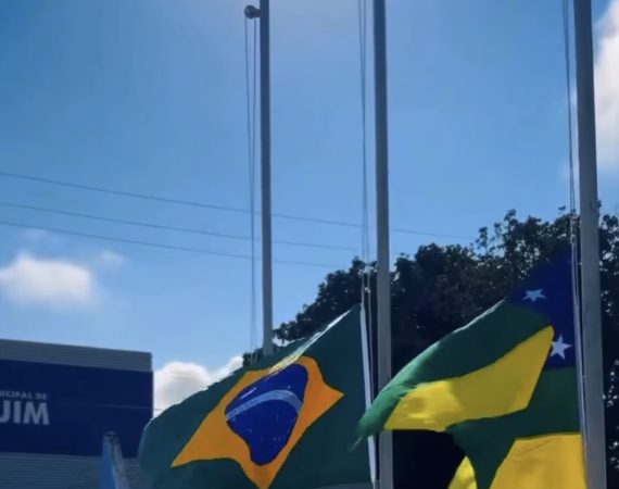 Boquim abre Semana da Pátria com hasteamento das bandeiras e presença de representantes dos três Poderes