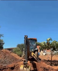 Prefeitura escava cisternas e beneficia 19 famílias no Assentamento Canadá