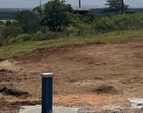 Assentamento Manoel Gomes recebe perfuração de poço artesiano para ampliar acesso à água em Malhada dos Bois