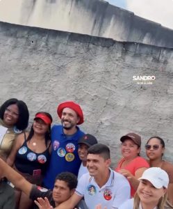 Prefeito Sandro de Jesus reúne apoiadores em caminhada e apresenta candidatos do seu grupo em Cristinápolis