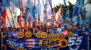 Caminhada Elas com Fábio reúne 30 mil mulheres no Centro de Aracaju em ato de apoio à reeleição do governador