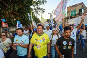 Cláudio Mitidieri participa de “pisadinha” de Kaique Freire em Estância