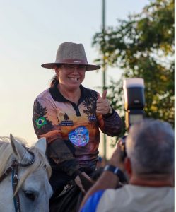 Prefeita Jeane da Farmácia participa da 4ª Cavalgada com os Amigos em Nossa Senhora Aparecida
