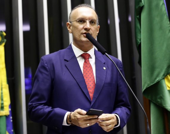 Defesa de Fábio Henrique diz que não houve julgamento no TSE e que não há impedimento para diplomação