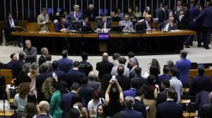 Alcolumbre marca votação da PEC pelo fim da 6×1 para quarta-feira